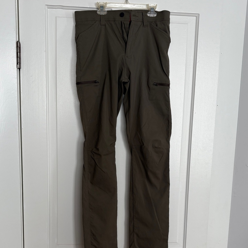 Wrangler‎ Men's Elastic Dark Olive Cargo Pants 30/32